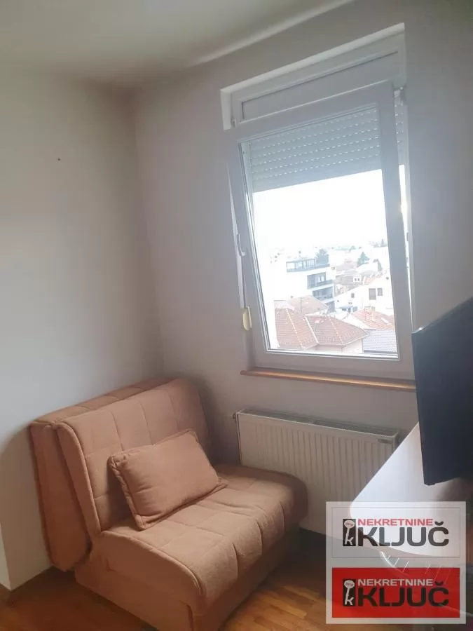 Dobar stan na Bulevaru Evrope/kod hotela Seraton/ 5