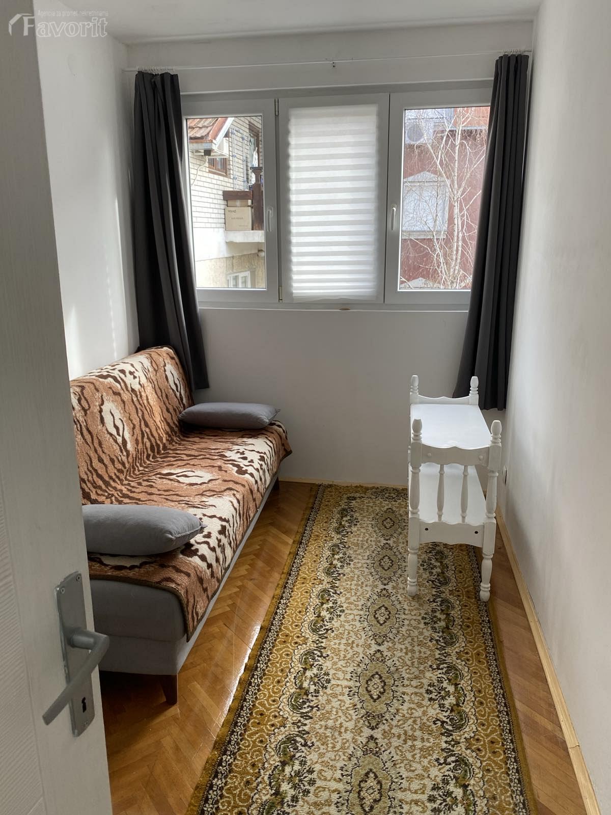 KANAREVO BRDO, IVANA MICURINA, 54m2 5