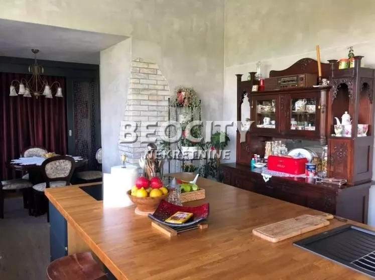 Kuća, 1500 m2, Surčin, Stevana Sinđelića ID: 128544 4