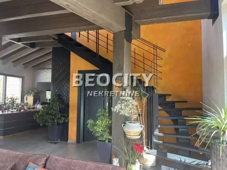 Kuća, 1500 m2, Surčin, Stevana Sinđelića ID: 128544 7