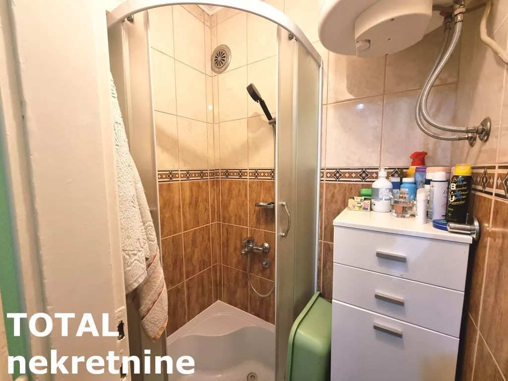 Stan,NOVI SAD,DETELINARA,kv: 46.00, € 100000, ID: 1102144 13