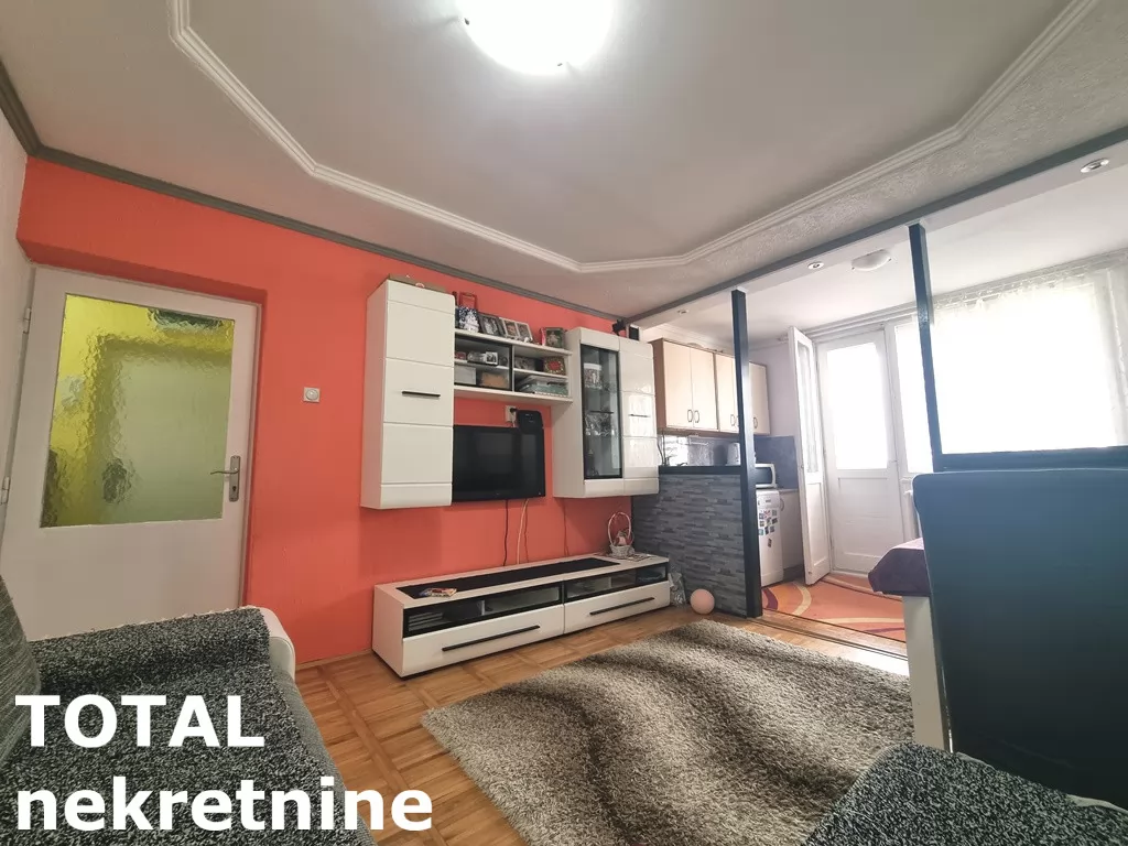 Stan,NOVI SAD,DETELINARA,kv: 46.00, € 100000, ID: 1102144 3