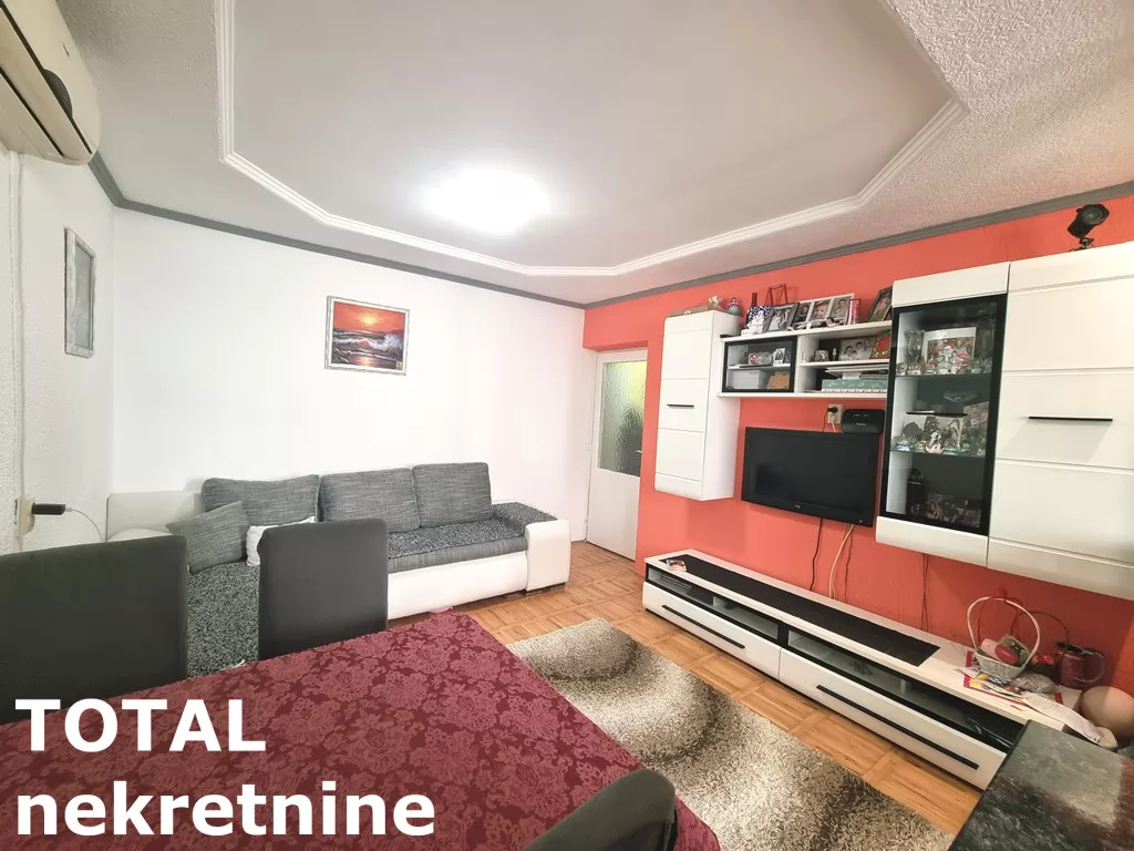 Stan,NOVI SAD,DETELINARA,kv: 46.00, € 100000, ID: 1102144 5