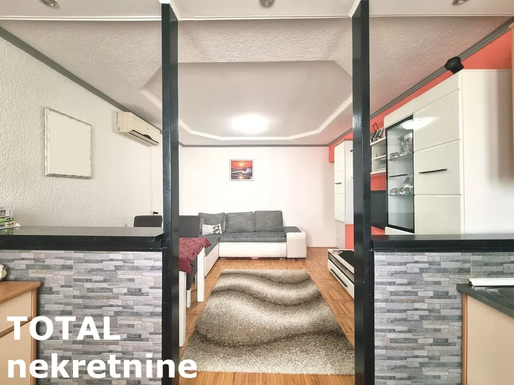 Stan,NOVI SAD,DETELINARA,kv: 46.00, € 100000, ID: 1102144 6