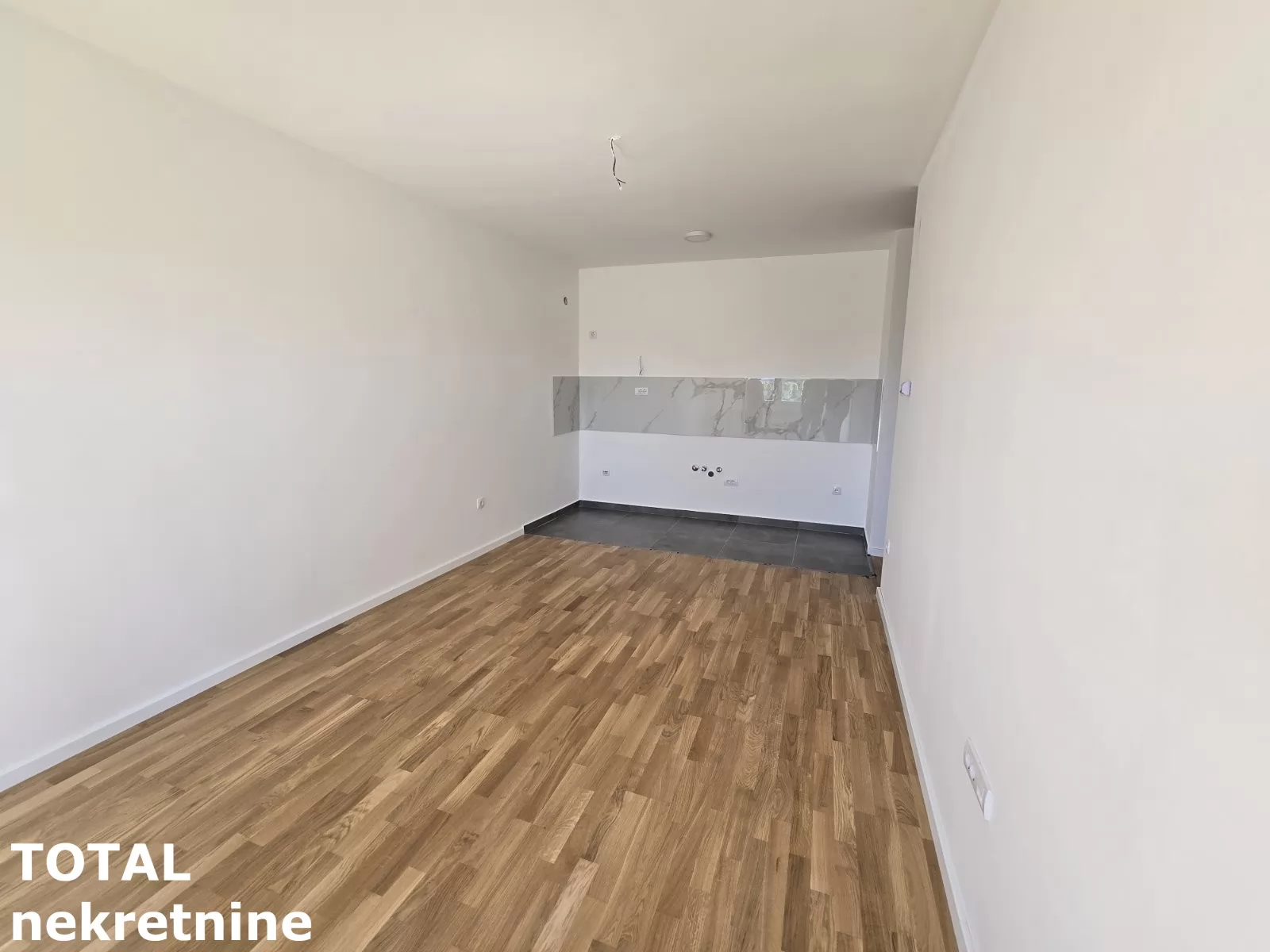 Stan,NOVI SAD,PODBARA,kv: 58.00, € 174000, ID: 1101011 5