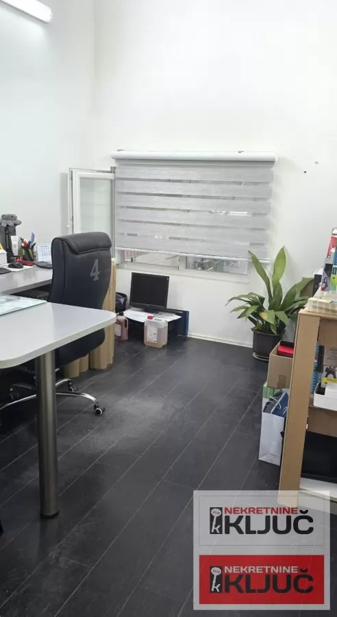 VETERNIK IZDAJE SE VIŠENAMENSKA HALA 8