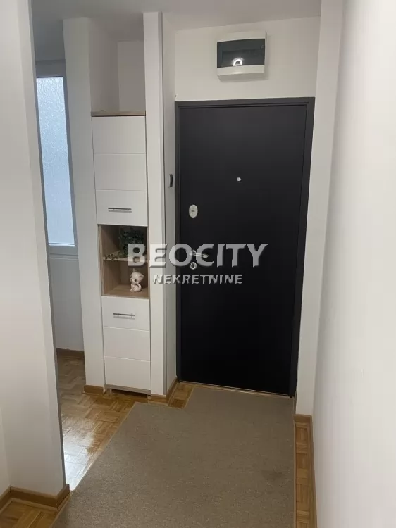 Dvosoban stan, 72 m2, Blok 29, Bulevar Zorana Đinđića ID: 128341 8