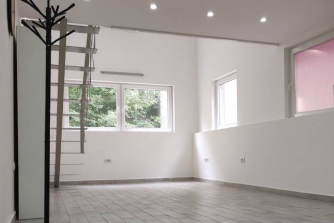 Dupleks stan sa galerijom kod Botaničke bašte 59m2 1