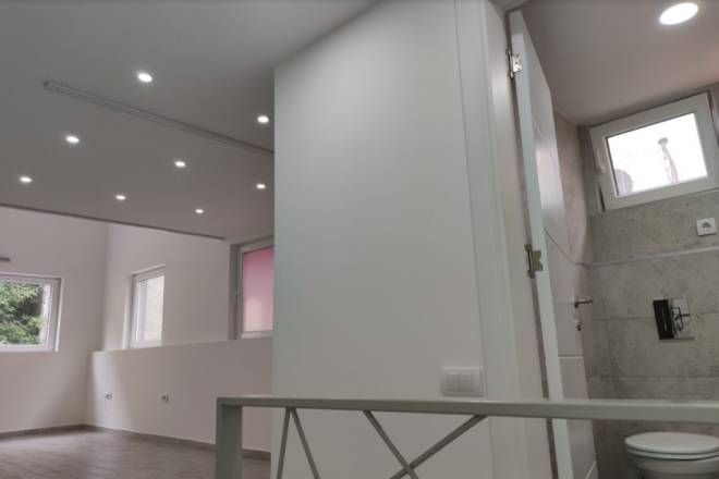 Dupleks stan sa galerijom kod Botaničke bašte 59m2 4