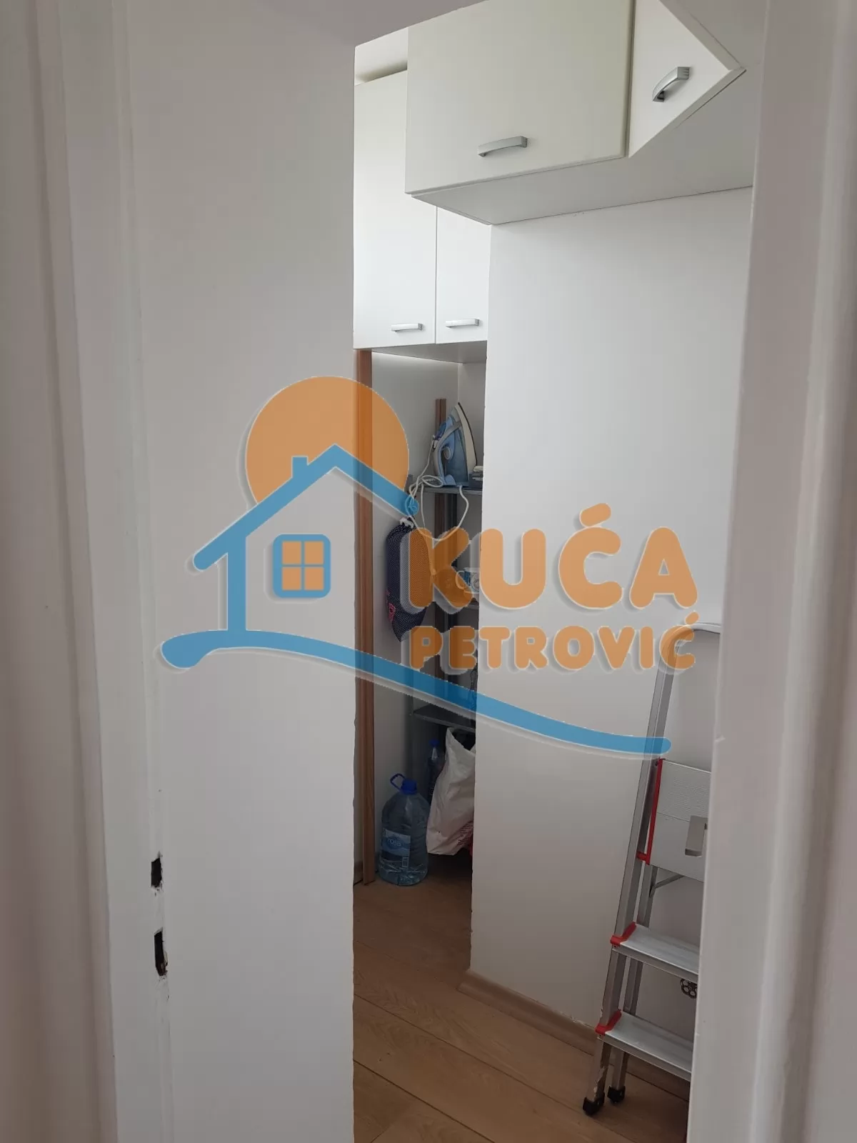 Dvosoban stan, 59 m2, Centar, Vožda Karađorđa ID: i-015728 17