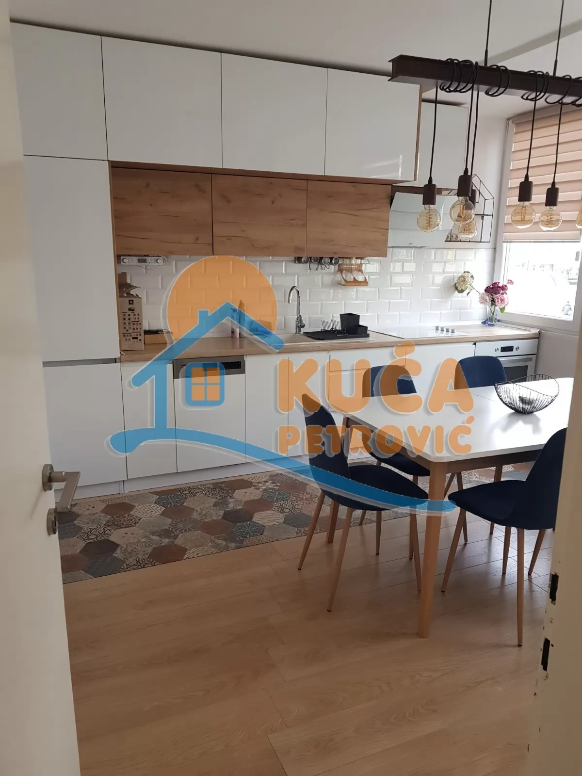 Dvosoban stan, 59 m2, Centar, Vožda Karađorđa ID: i-015728 5