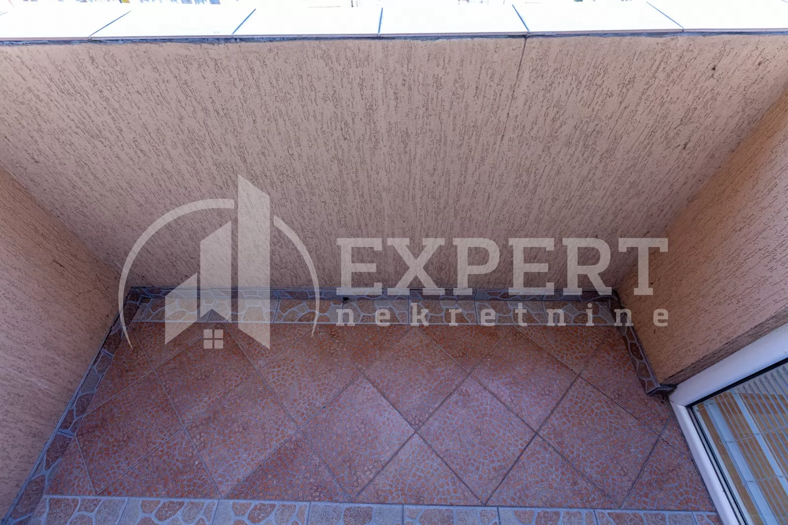 Dvosoban stan, 68 m2, Centar, Cara Dušana ID: p-05517 5