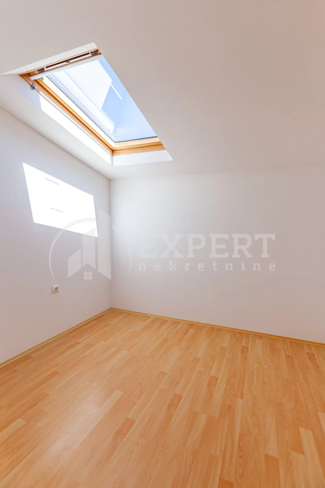 Dvosoban stan, 68 m2, Centar, Cara Dušana ID: p-05517 8