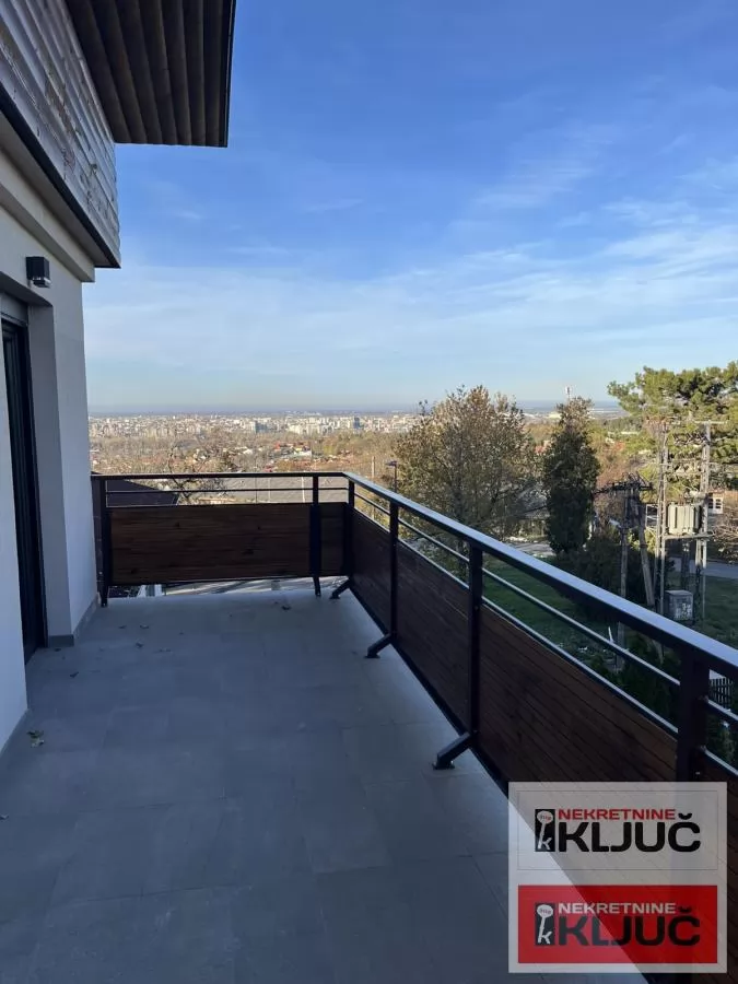 SREMSKA KAMENICA IZDAJE SE KUĆA ZA POSLOVNO-STAMBENE DELATNOST 14