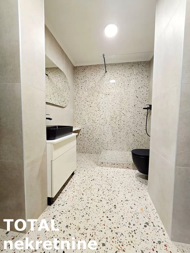 Stan,NOVI SAD,CARA DUSANA,kv: 64.00, € 182400, ID: 1102196 11