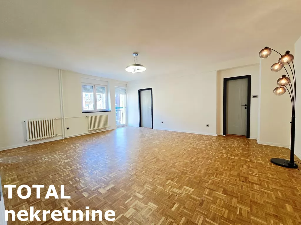 Stan,NOVI SAD,CARA DUSANA,kv: 64.00, € 182400, ID: 1102196 4