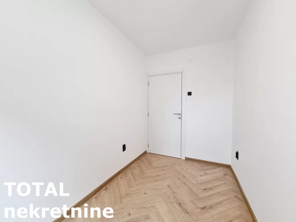 Stan,NOVI SAD,CENTAR,kv: 73.00, € 200000, ID: 1102188 10