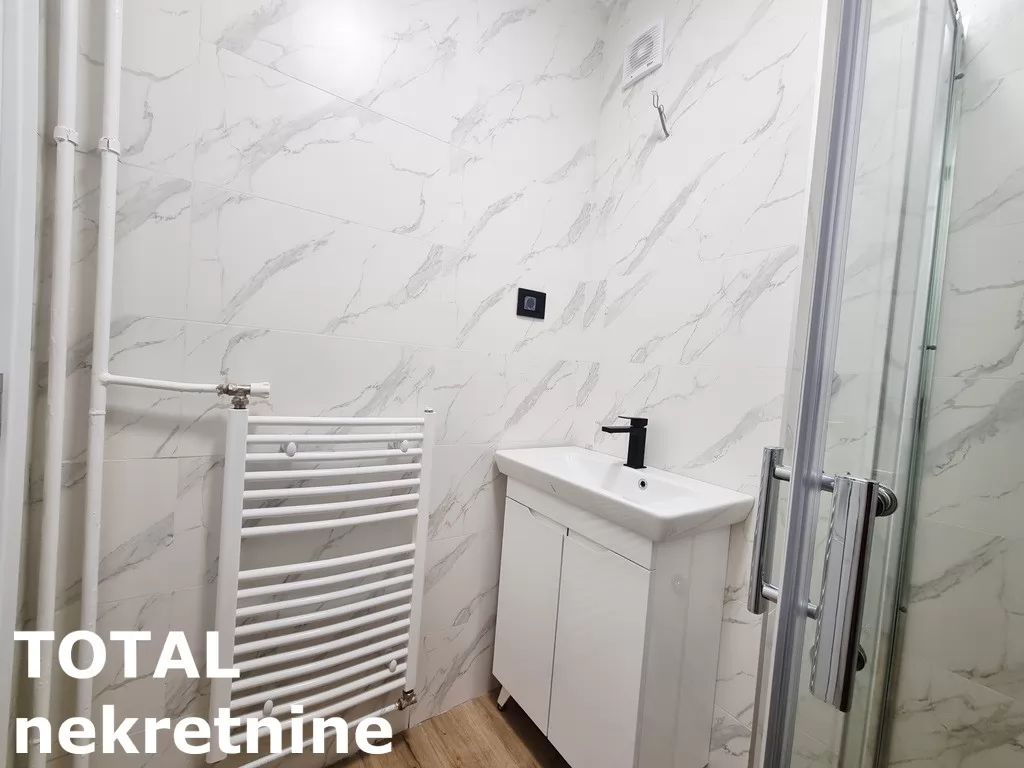 Stan,NOVI SAD,CENTAR,kv: 73.00, € 200000, ID: 1102188 19