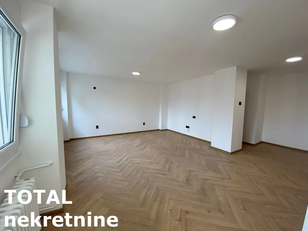 Stan,NOVI SAD,CENTAR,kv: 73.00, € 200000, ID: 1102188 2