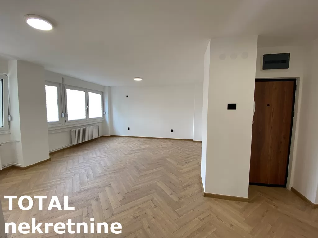 Stan,NOVI SAD,CENTAR,kv: 73.00, € 200000, ID: 1102188 4