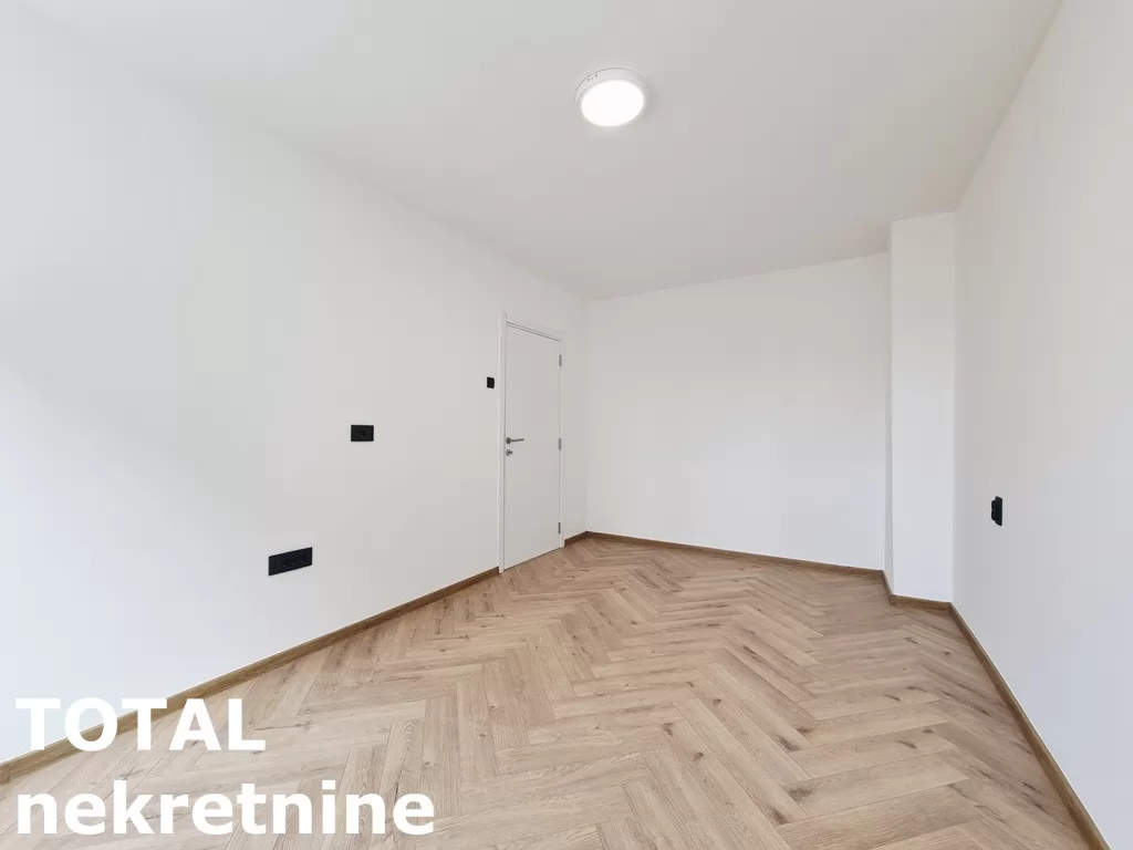 Stan,NOVI SAD,CENTAR,kv: 73.00, € 200000, ID: 1102188 6