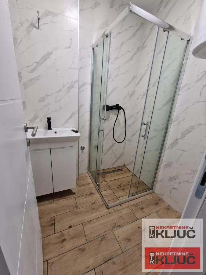 BULEVAR, 73m2, Troiposoban, Renoviran 15