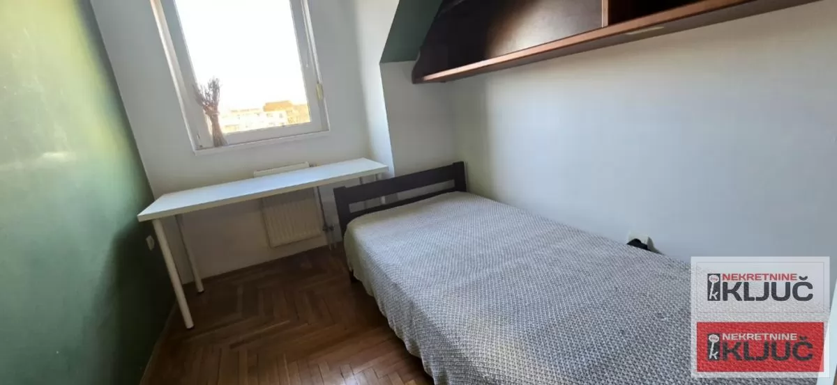 CENTAR IZDAJE SE DVOIPOSOBAN NAMEŠTEN STAN 10