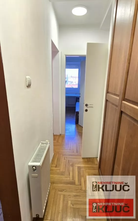 CENTAR IZDAJE SE DVOIPOSOBAN NAMEŠTEN STAN 12