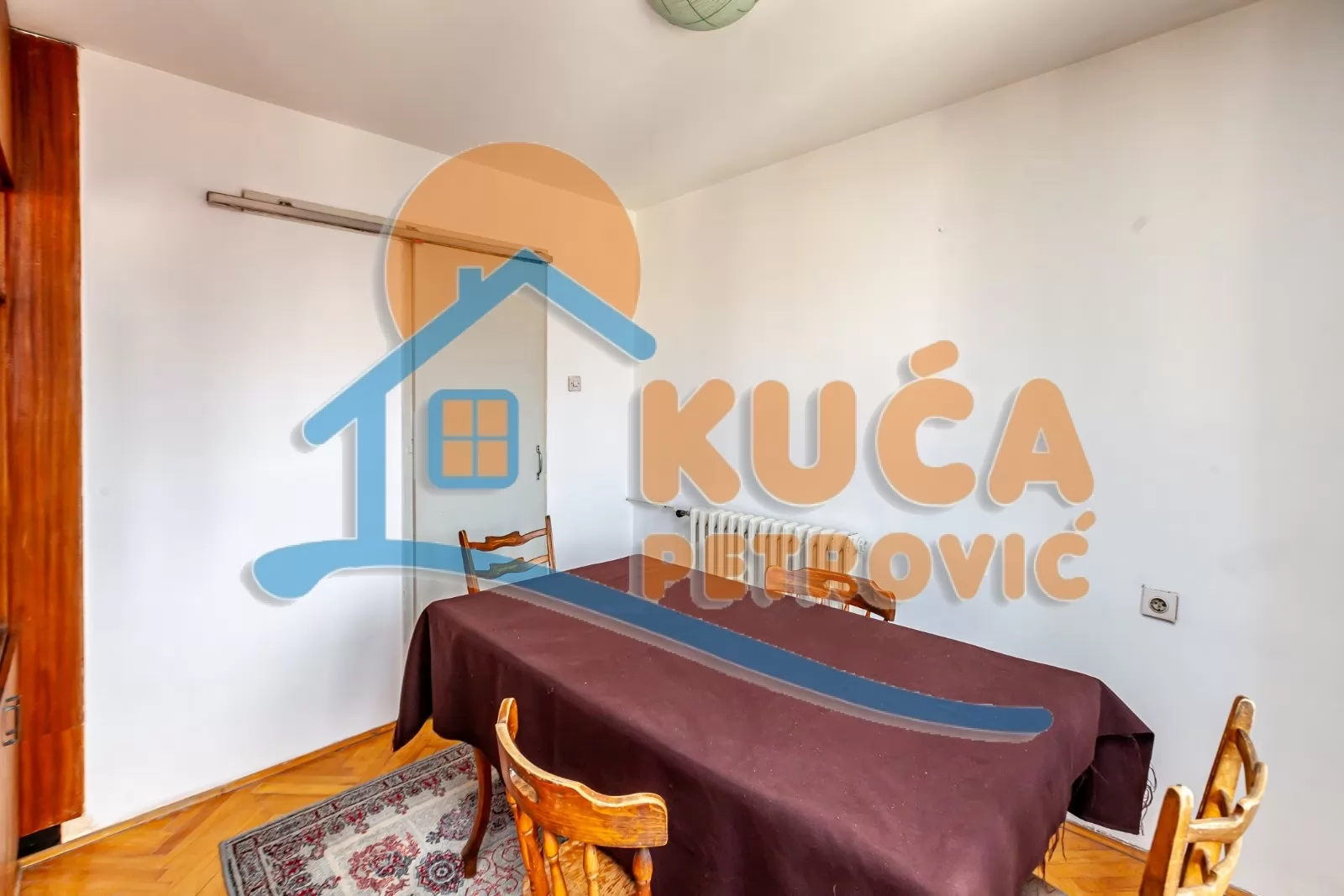 četvorosoban stan, 98 m2, Centar, Cara Dušana ID: p-015744 4