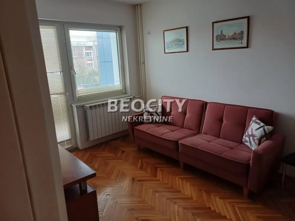 Dvosoban stan, 37 m2, Novi Sad, Kralja Petra ID: 128082 1