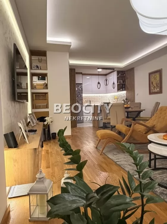 Dvosoban stan, 68 m2, Stara Detelinara, Tarasa Ševčenka ID: 128738 8