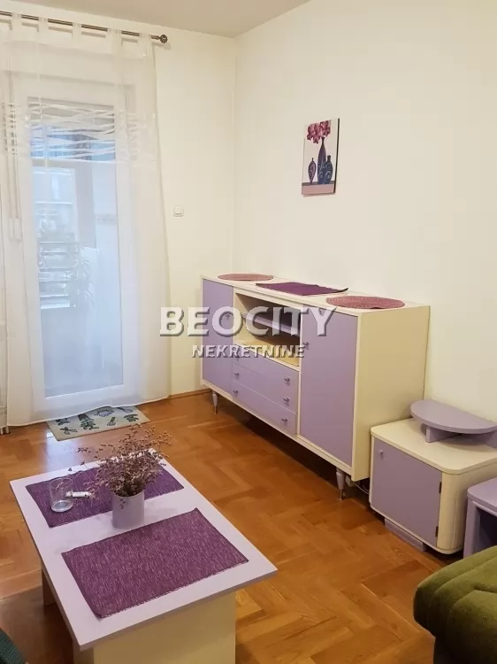 Jednosoban stan, 31 m2, Adamovićevo naselje, Bulevar Evrope ID: 128083 2