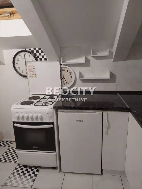 Jednosoban stan, 33 m2, Sajmište, Pariske Komune ID: 102313 4