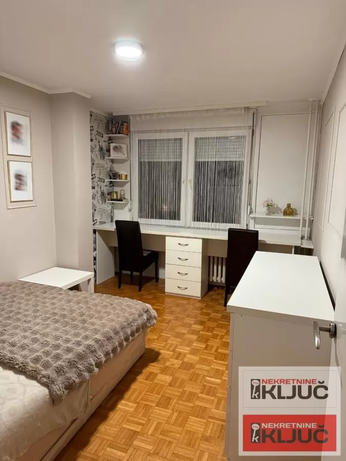 LIMAN 4, 78m2, Trosoban, Delimično renoviran 14