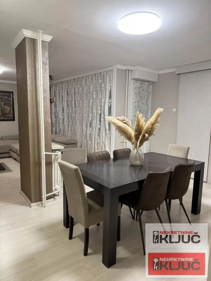 LIMAN 4, 78m2, Trosoban, Delimično renoviran 6