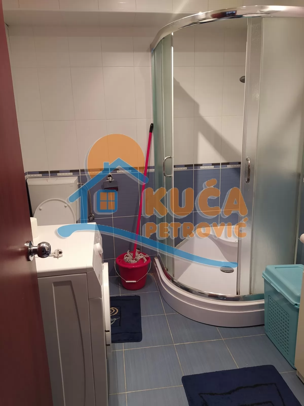 Trosoban stan, 80 m2, Obilićev Venac, Obilićev venac ID: i-04173 15