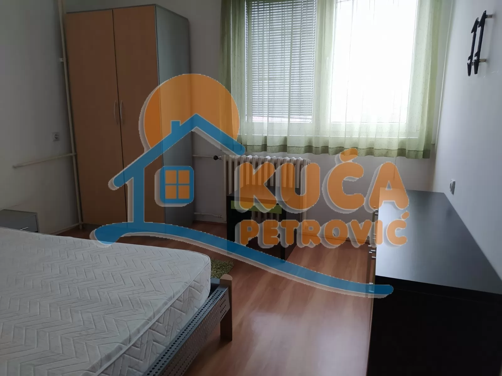 Trosoban stan, 80 m2, Obilićev Venac, Obilićev venac ID: i-04173 5