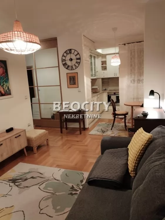 Dvosoban stan, 45 m2, Centar, Ljube Šercera ID: 128808 1