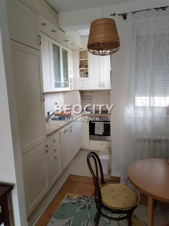 Dvosoban stan, 45 m2, Centar, Ljube Šercera ID: 128808 4