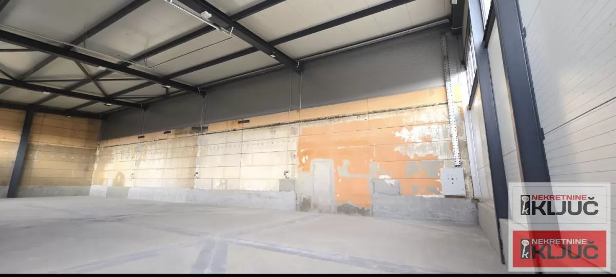 FUTOG IZDAJE SE VIŠENAMENSKA HALA 3
