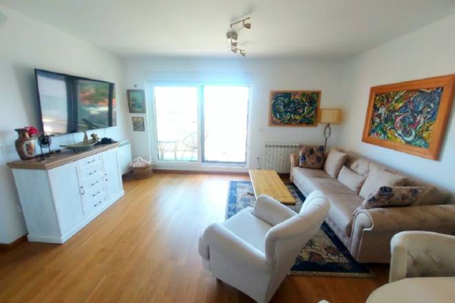 Prodajemo nov trosoban stan 64m2 75m2   Dušanovac  Danijelova 1