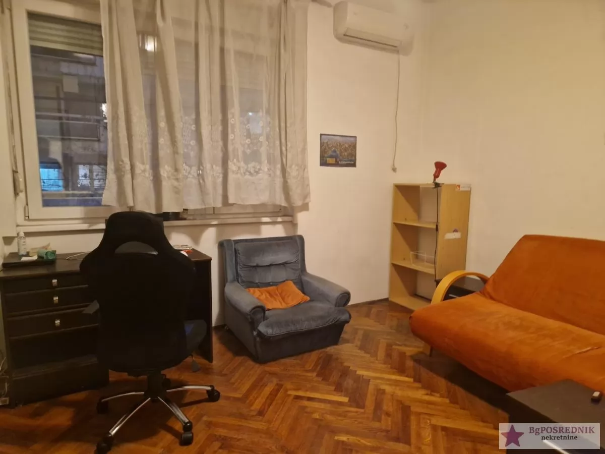 Vračar, Kalenić pijaca, Cara Nikolaja II, 56m2 4