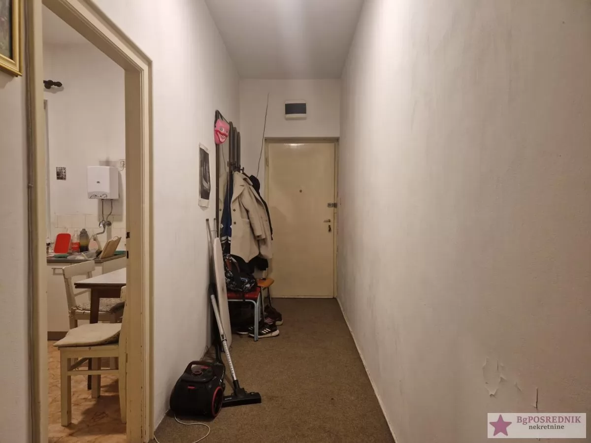 Vračar, Kalenić pijaca, Cara Nikolaja II, 56m2 5