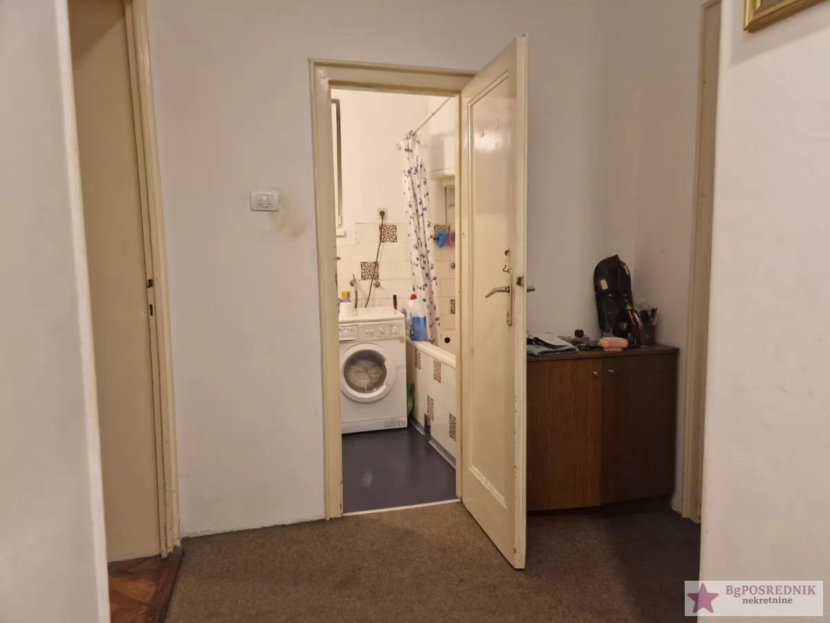 Vračar, Kalenić pijaca, Cara Nikolaja II, 56m2 6