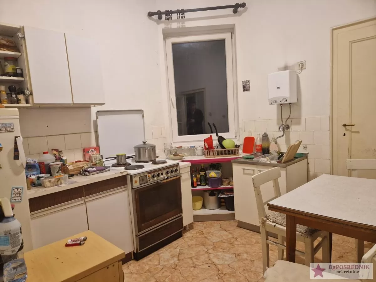 Vračar, Kalenić pijaca, Cara Nikolaja II, 56m2 7