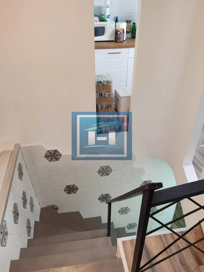 Botanicka bašta, 72m², renoviran 6