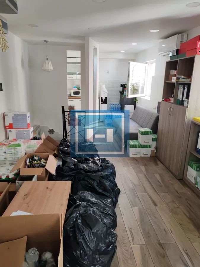 Botanicka bašta, 72m², renoviran 7