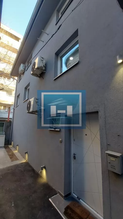 Dupleks kod Botaničke – uknjižen, fleksibilna namena 9