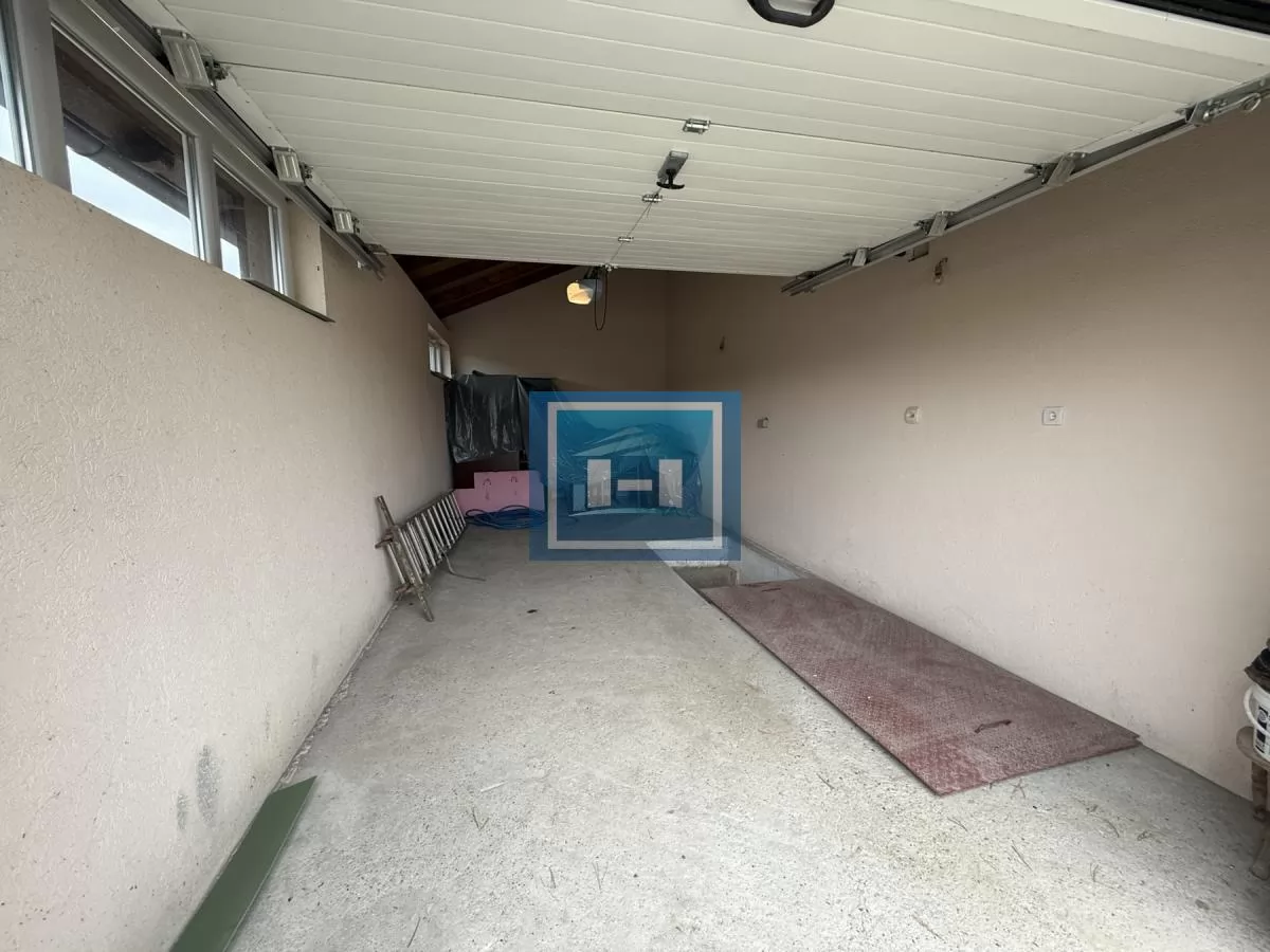 Dve kuće u Glavincima sa velikim imanjem -samo 8 km od grada 22