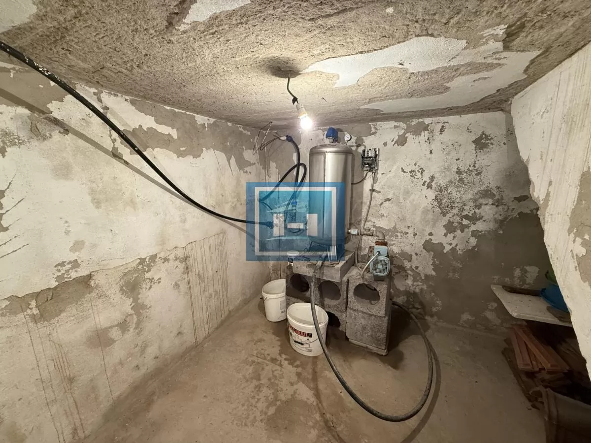 Dve kuće u Glavincima sa velikim imanjem -samo 8 km od grada 44